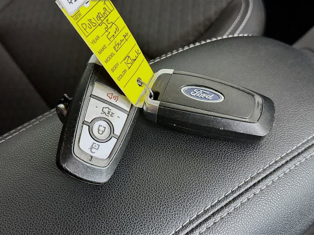 Thumbnail: 2023 Ford Escape - 21