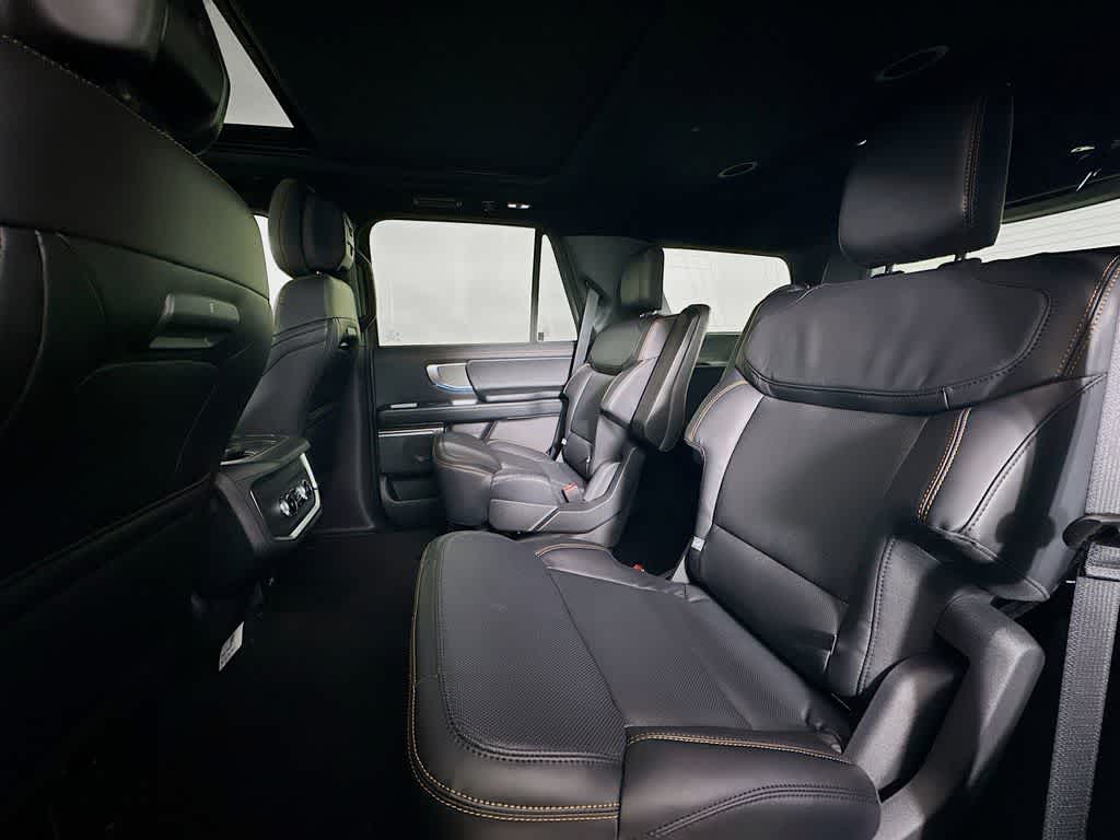 Thumbnail: 2026 Ford Expedition - 15