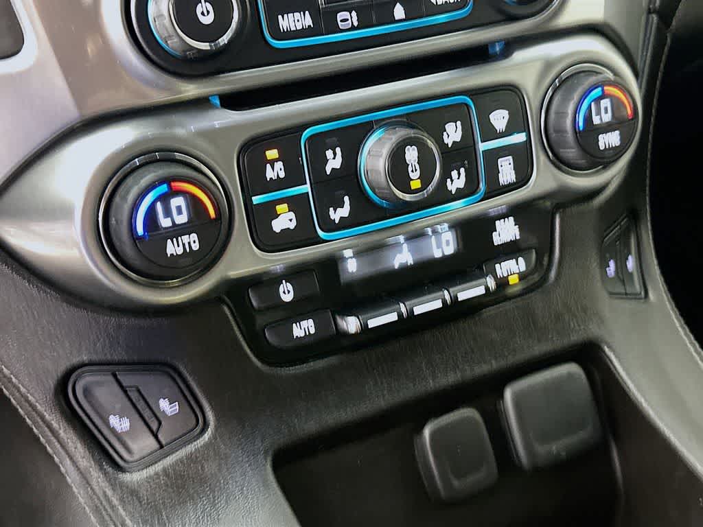 Thumbnail: 2015 Chevrolet Tahoe - 18