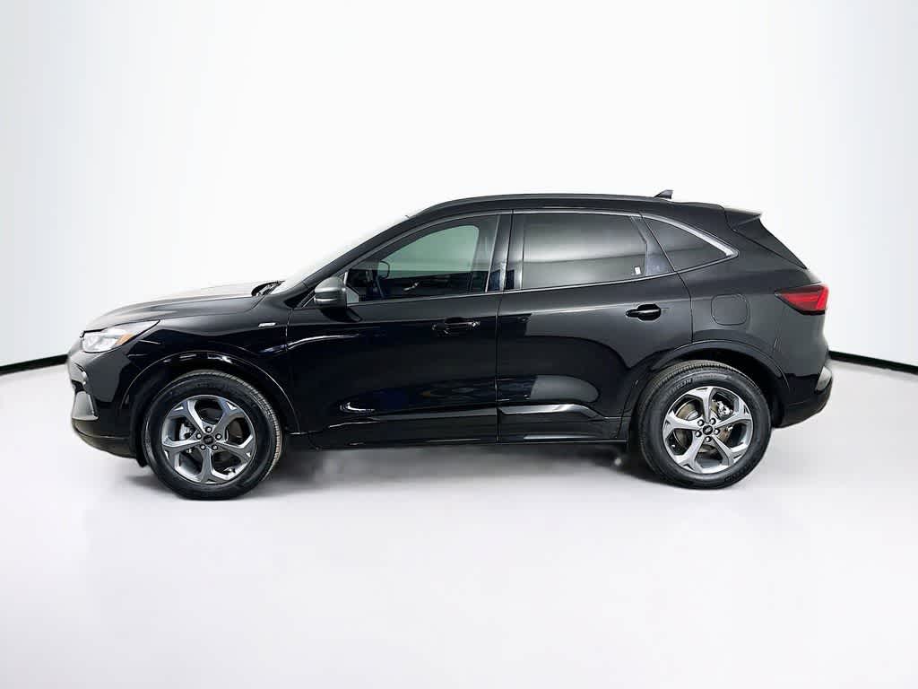 Thumbnail: 2023 Ford Escape - 3