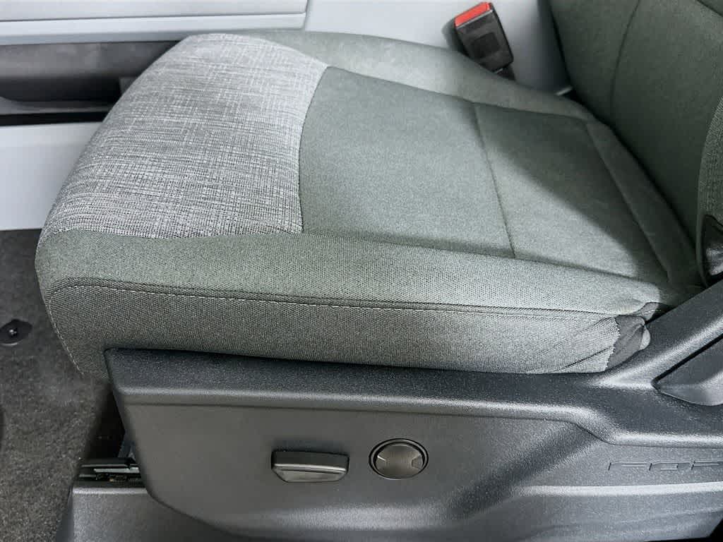 Thumbnail: 2026 Ford F-250 - 30