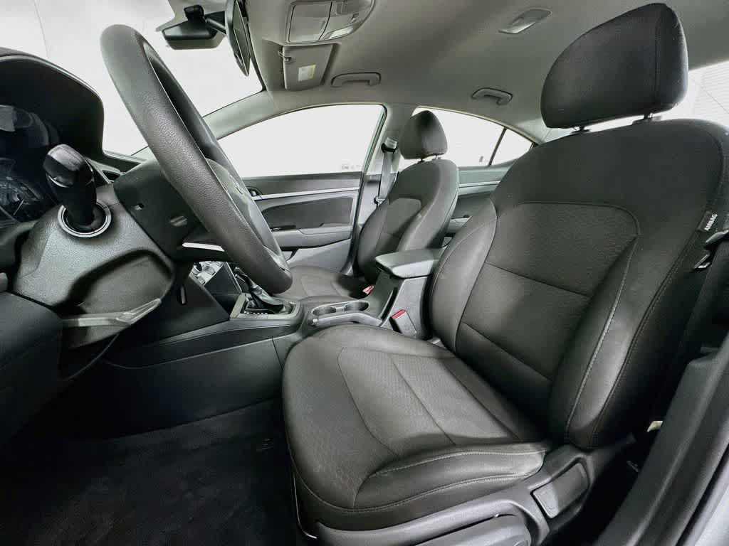 Thumbnail: 2019 Hyundai Elantra - 11