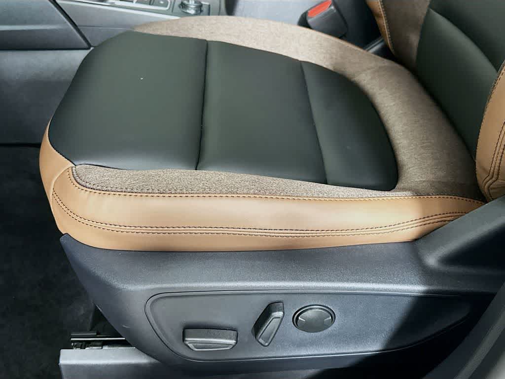 Thumbnail: 2025 Ford Bronco Sport - 31