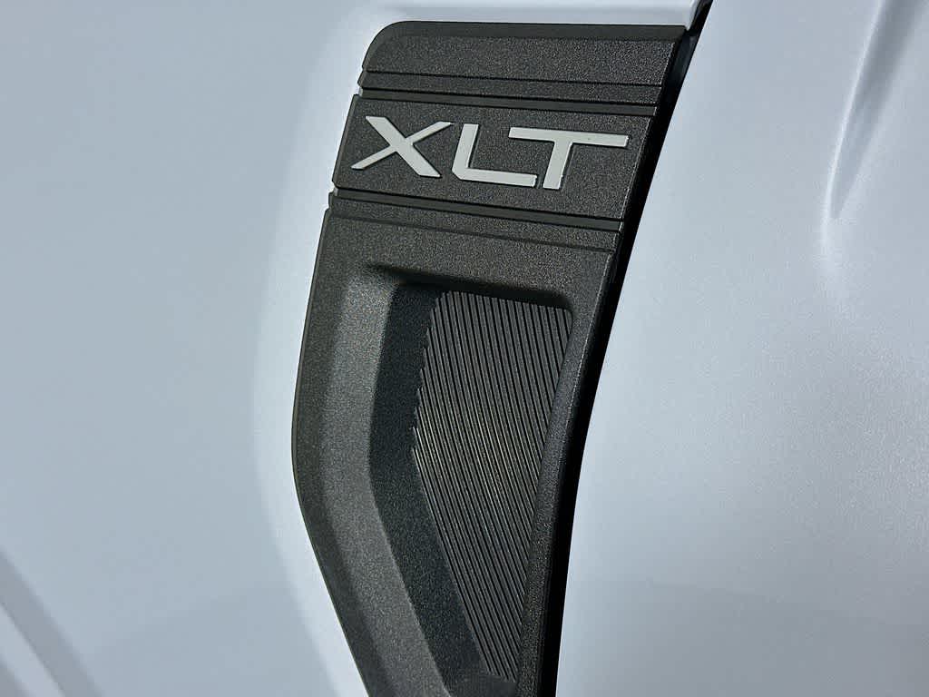 Thumbnail: 2025 Ford Maverick - 7