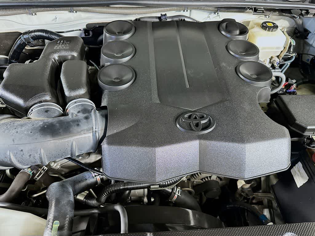 Thumbnail: 2017 Toyota 4Runner - 9