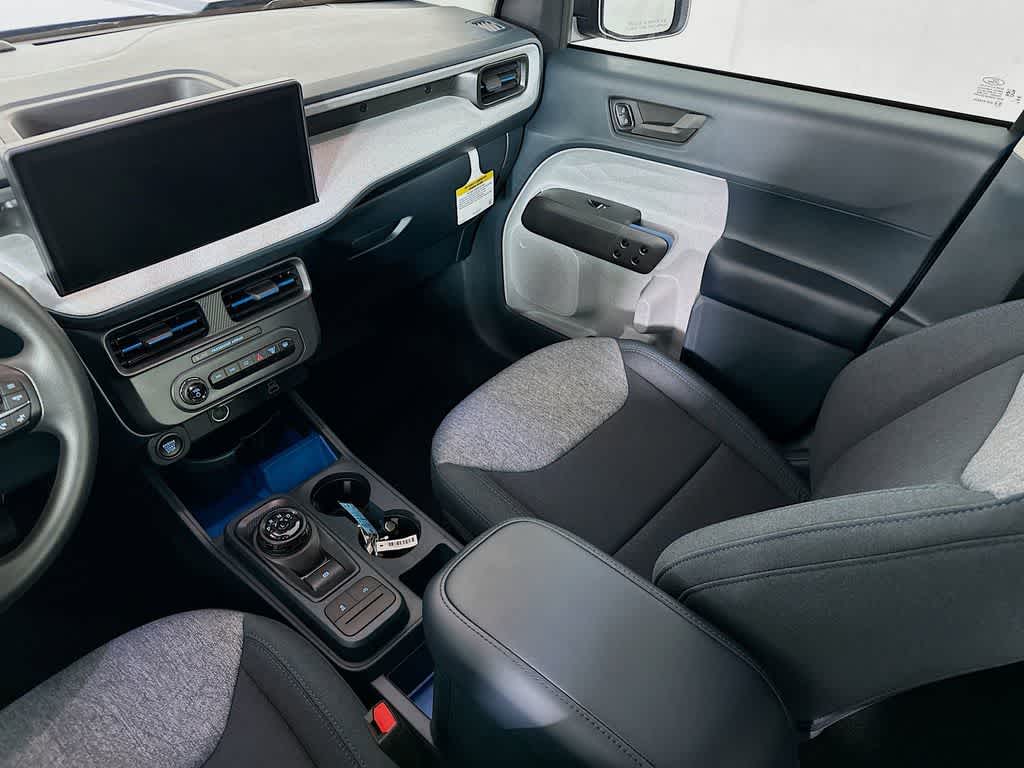 Thumbnail: 2026 Ford Maverick - 11