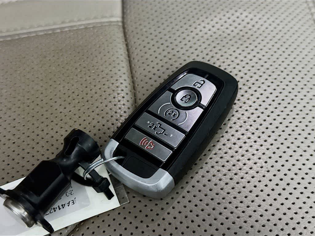 Thumbnail: 2018 Ford Expedition - 22