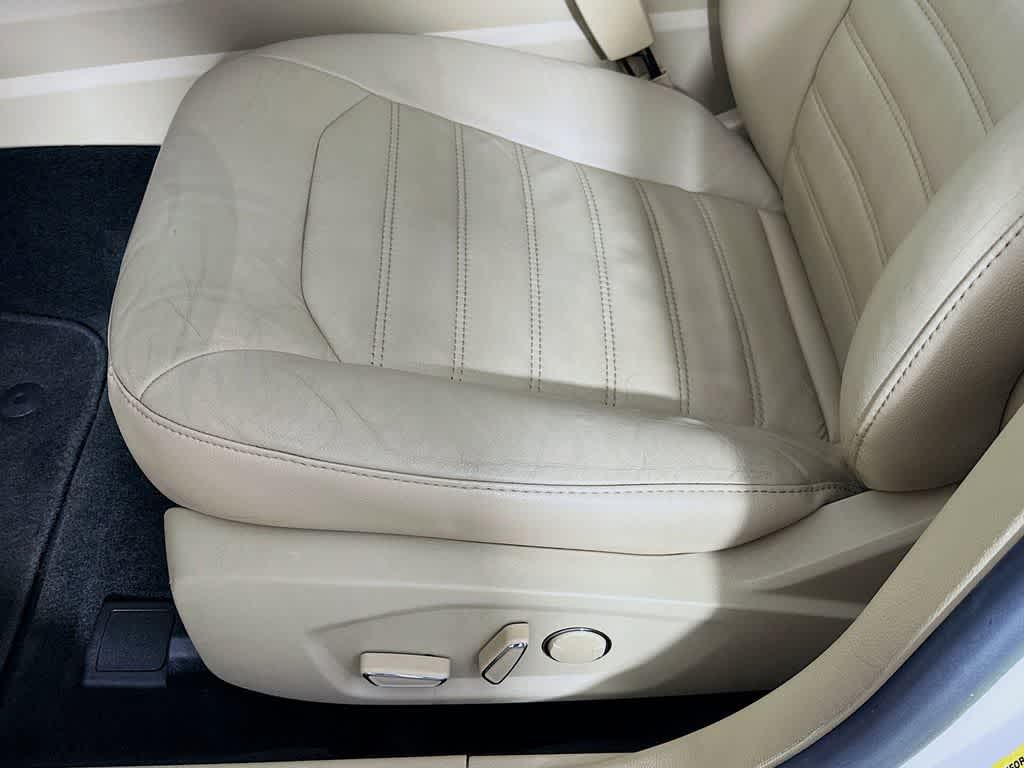 Thumbnail: 2014 Ford Fusion - 30