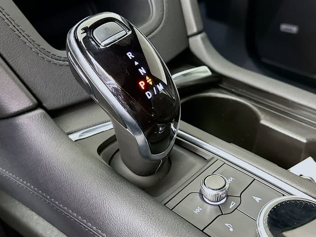 Thumbnail: 2025 Cadillac XT6 - 19