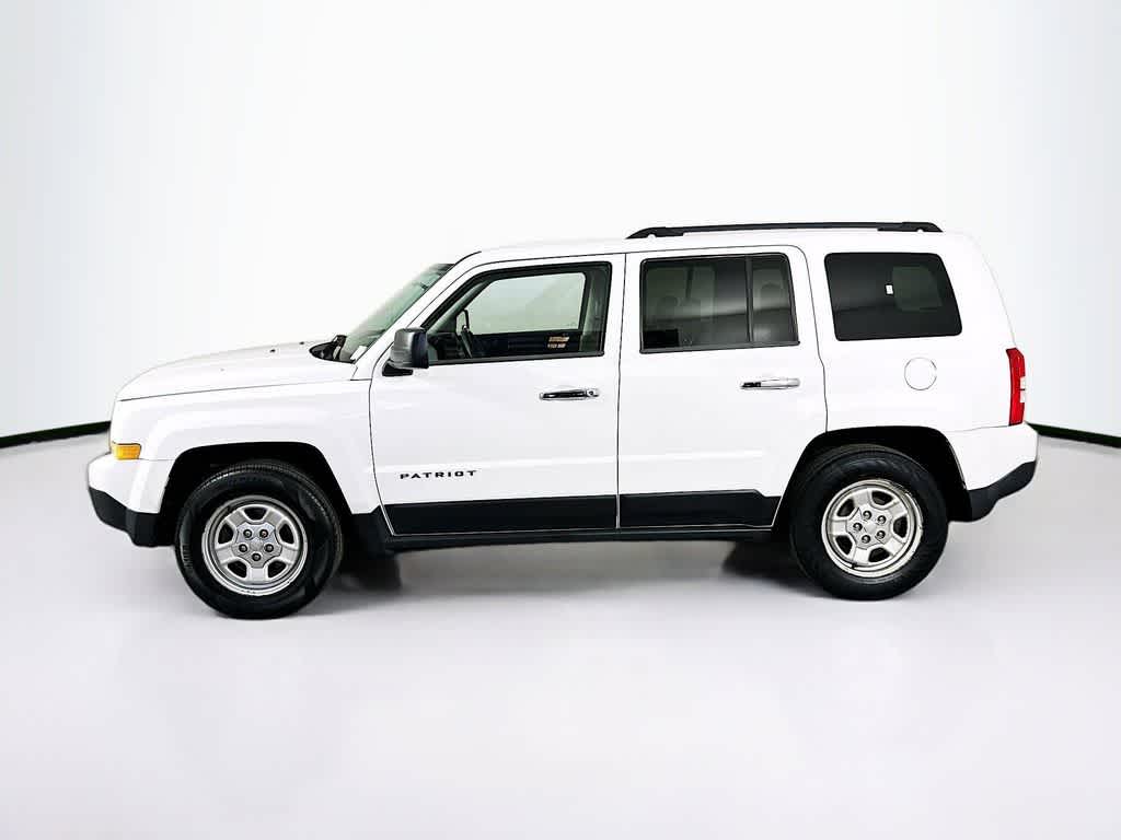 Thumbnail: 2014 Jeep Patriot - 3
