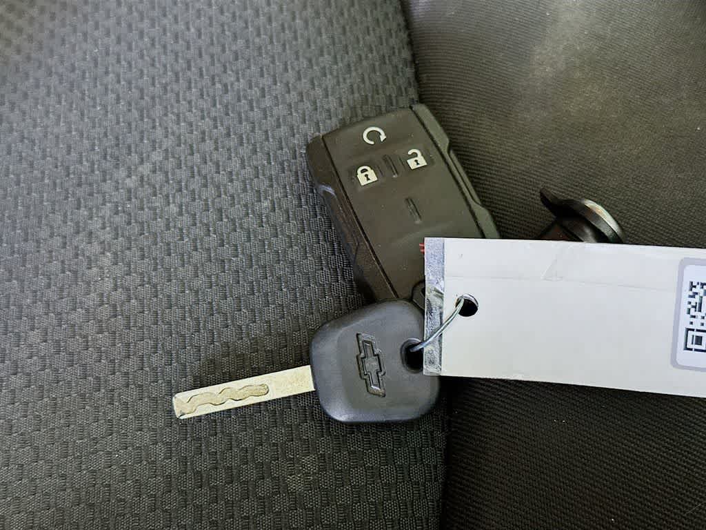 Thumbnail: 2017 Chevrolet Colorado - 21