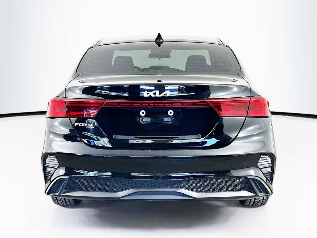 Thumbnail: 2024 Kia Forte - 5