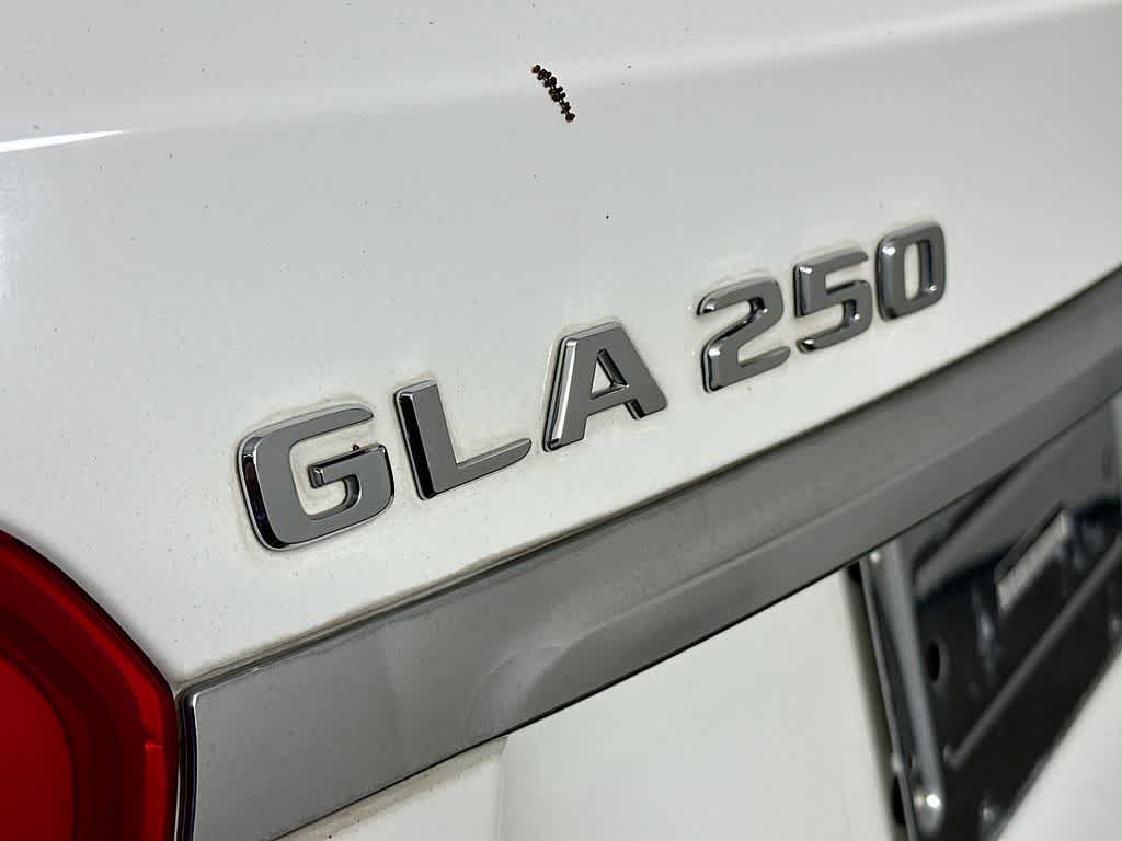 Thumbnail: 2018 Mercedes-Benz GLA - 7