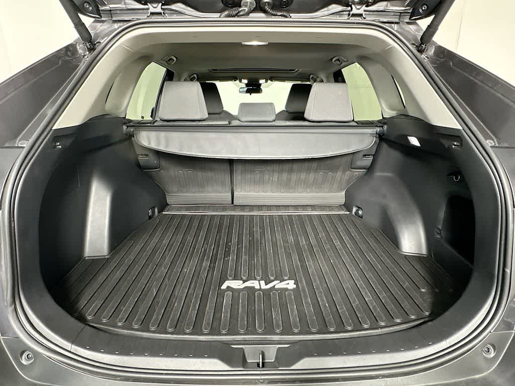 Thumbnail: 2024 Toyota RAV4 - 21