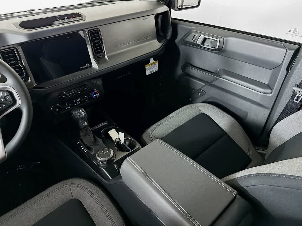 Thumbnail: 2025 Ford Bronco - 10