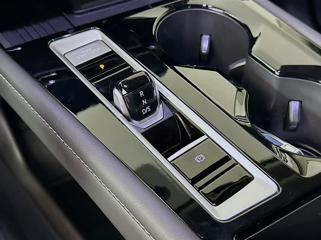 Thumbnail: 2025 Volkswagen Atlas - 18