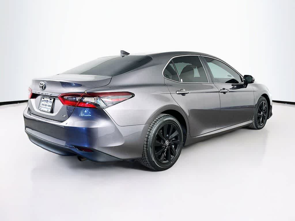 Thumbnail: 2022 Toyota Camry - 23