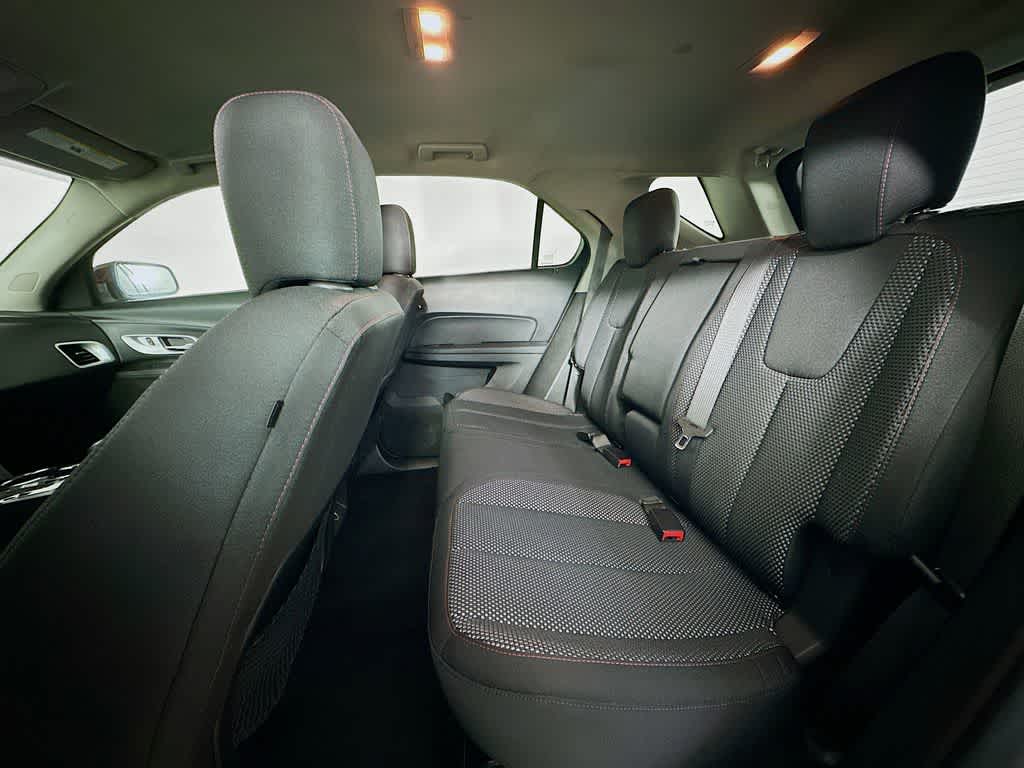 Thumbnail: 2016 Chevrolet Equinox - 12