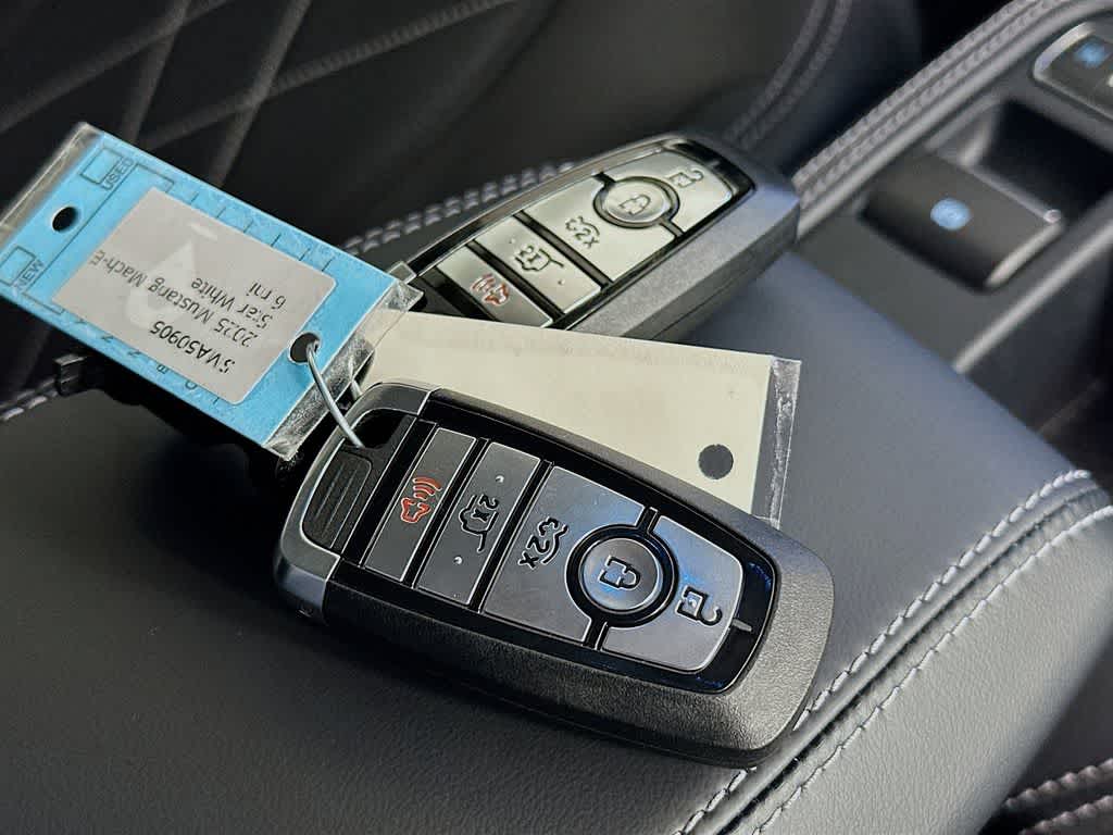 Thumbnail: 2025 Ford Mustang Mach-E - 20