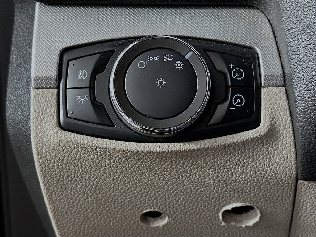 Thumbnail: 2011 Ford Explorer - 27