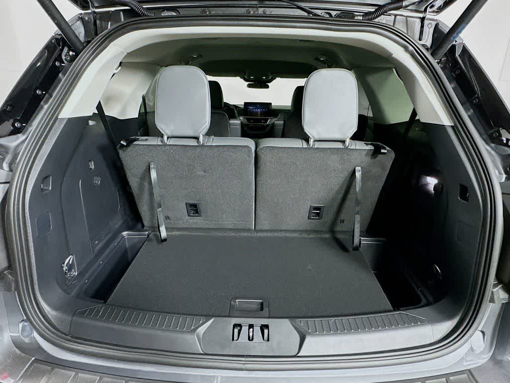 Thumbnail: 2025 Ford Explorer - 21