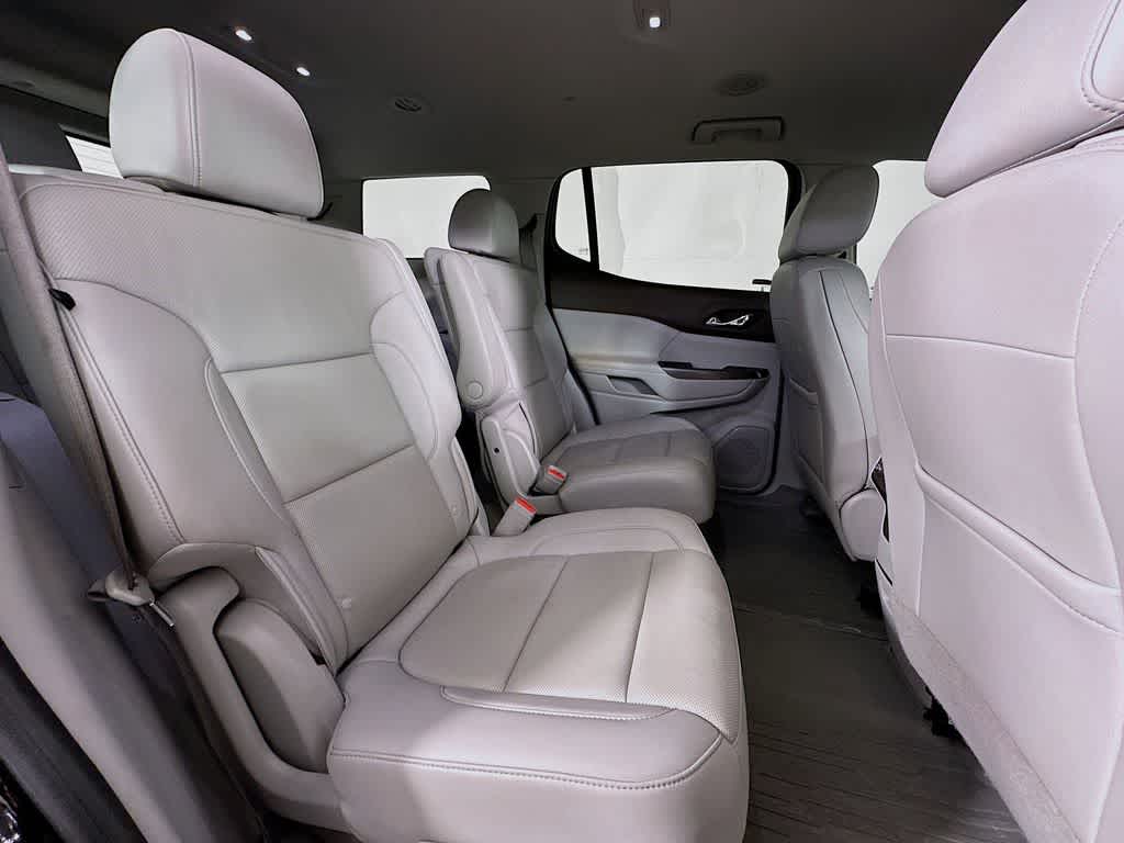 Thumbnail: 2023 GMC Acadia - 32