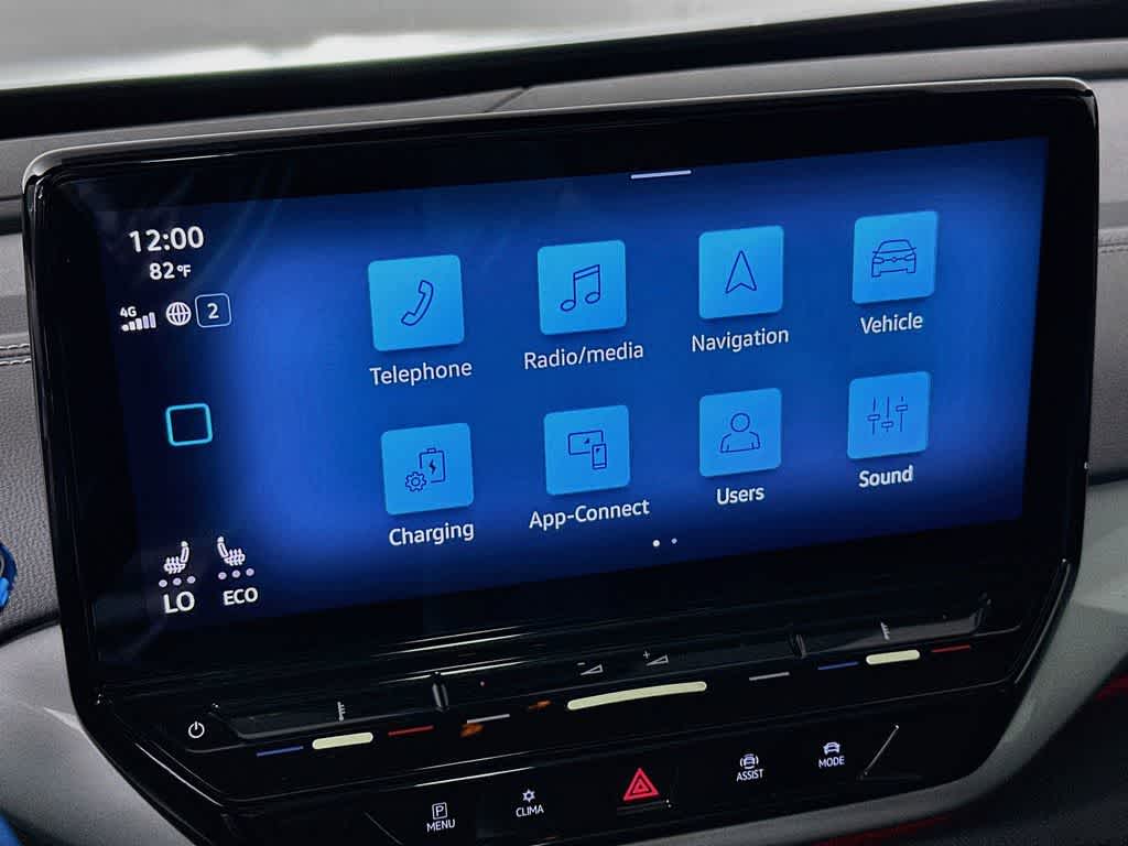 Thumbnail: 2023 Volkswagen ID.4 - 17