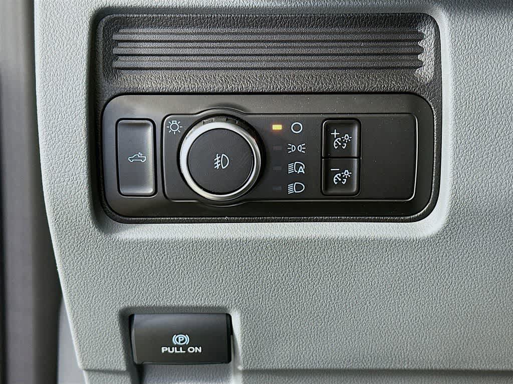 Thumbnail: 2025 Ford F-250 - 24