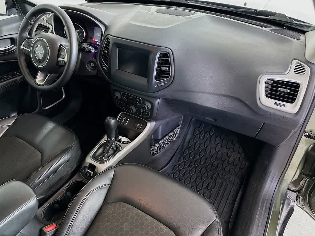 Thumbnail: 2020 Jeep Compass - 33