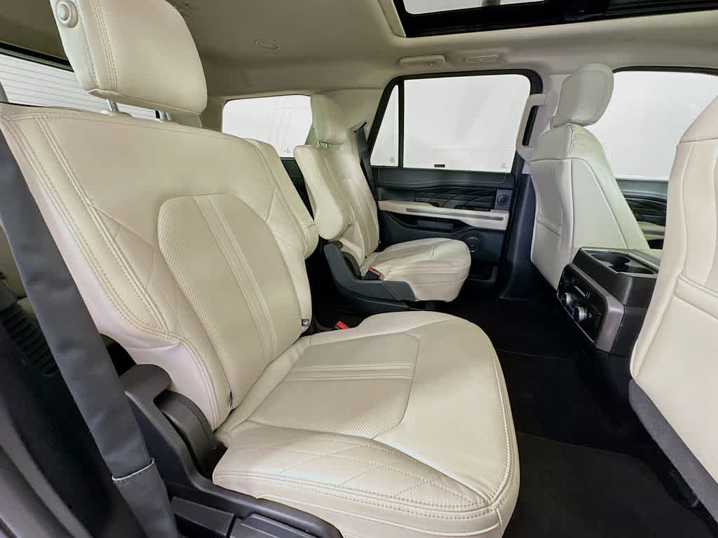 Thumbnail: 2019 Ford Expedition - 35