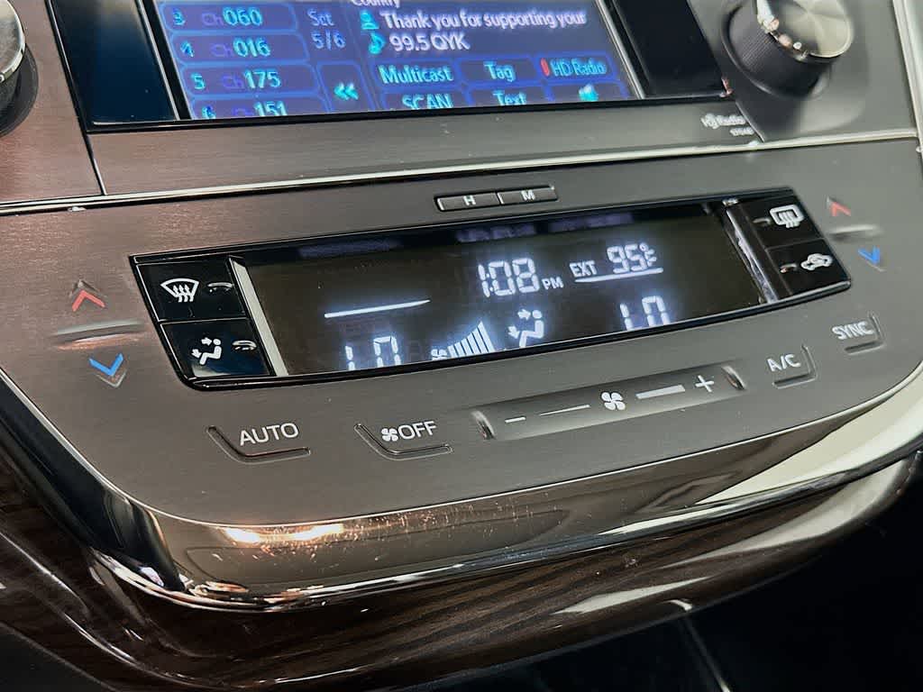 Thumbnail: 2014 Toyota Avalon - 18