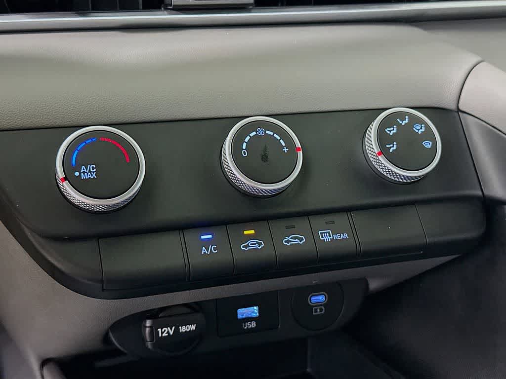 Thumbnail: 2024 Hyundai Elantra - 16