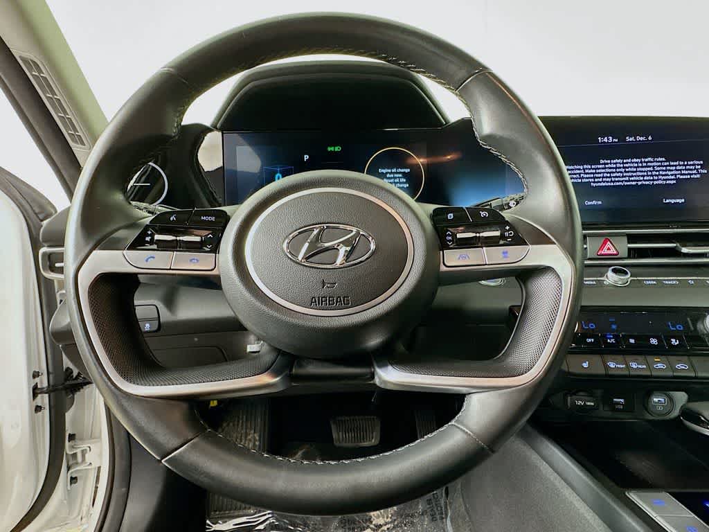 Thumbnail: 2023 Hyundai Elantra - 14