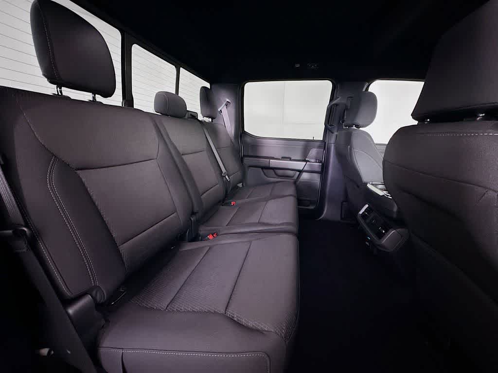 Thumbnail: 2025 Ford F-150 - 32