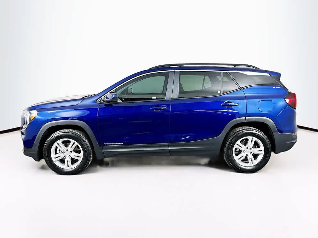 2022 GMC Terrain SLE 3