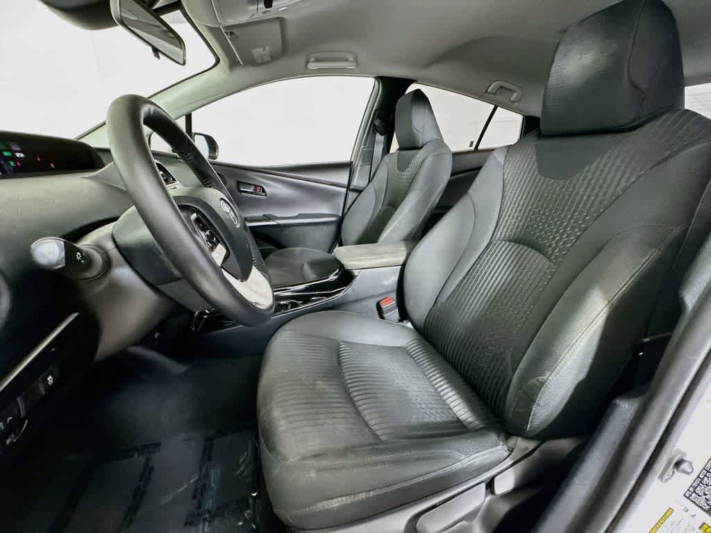 Thumbnail: 2019 Toyota Prius Prime - 12