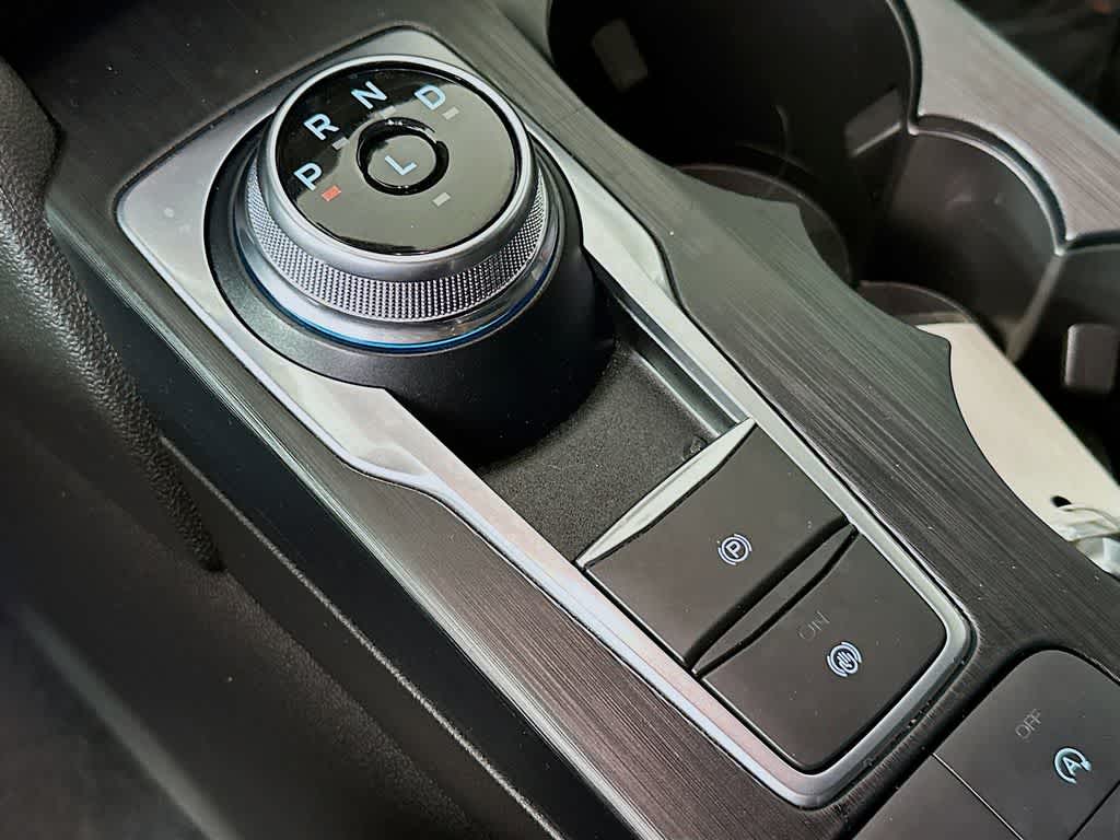 Thumbnail: 2023 Ford Escape - 19