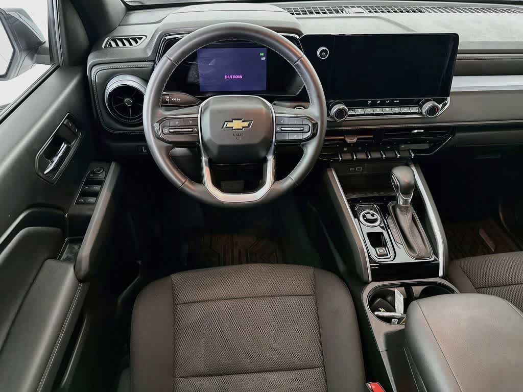 Thumbnail: 2023 Chevrolet Colorado - 10