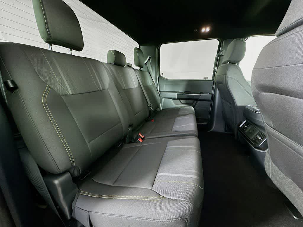 Thumbnail: 2025 Ford F-150 - 31