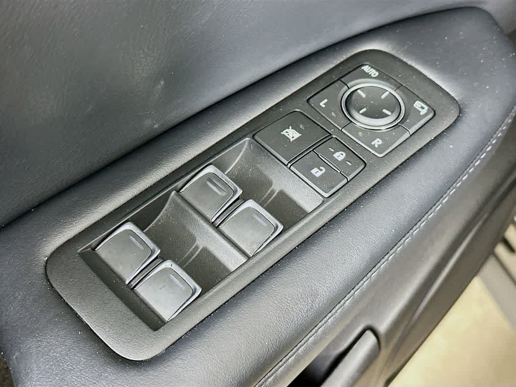 Thumbnail: 2022 Lexus RX - 28
