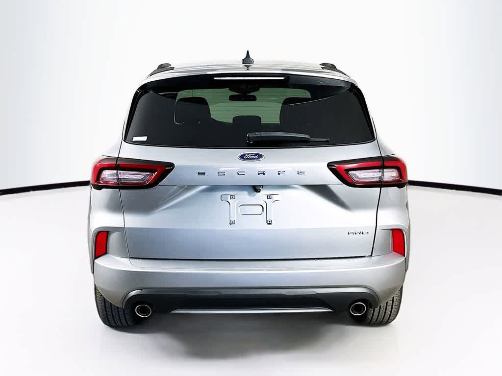 Thumbnail: 2023 Ford Escape - 5