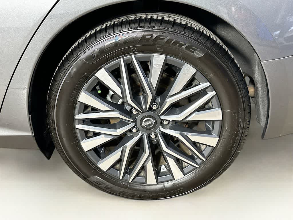 Thumbnail: 2024 Nissan Altima - 8