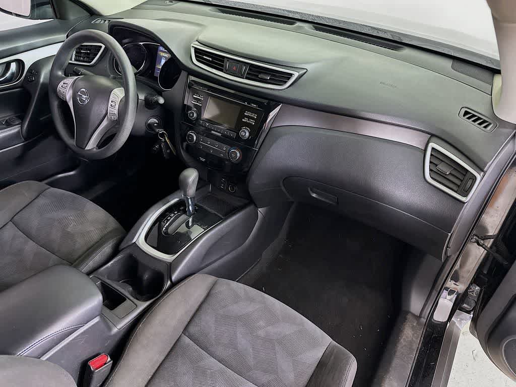 Thumbnail: 2016 Nissan Rogue - 31