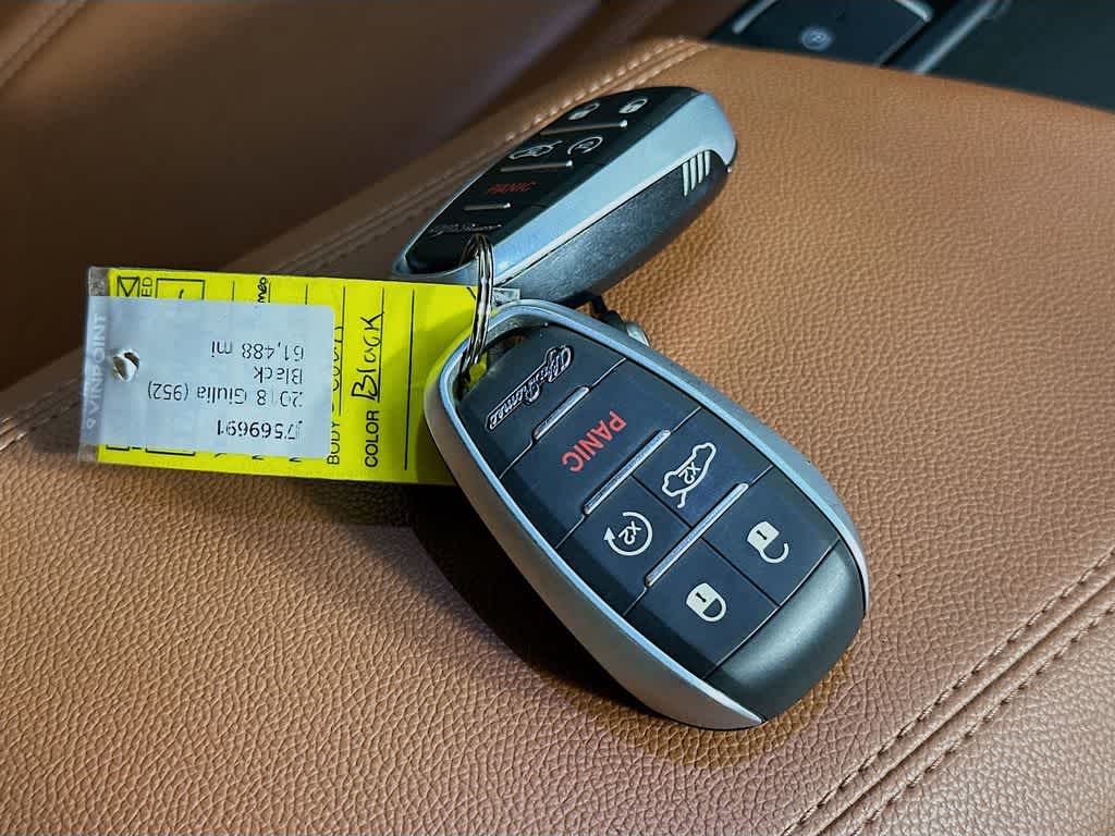 Thumbnail: 2018 Alfa Romeo Giulia - 22