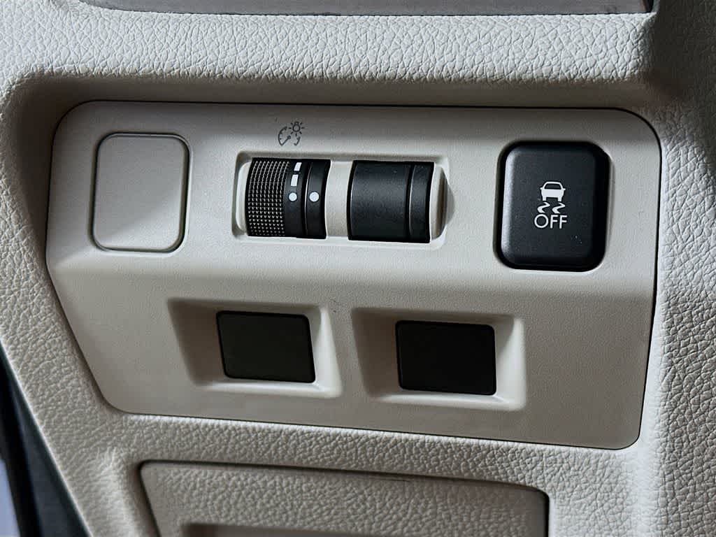 Thumbnail: 2016 Subaru Forester - 26