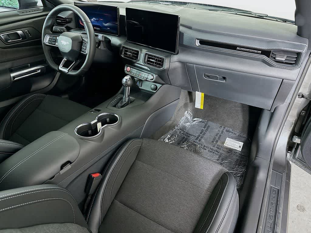 Thumbnail: 2025 Ford Mustang - 30