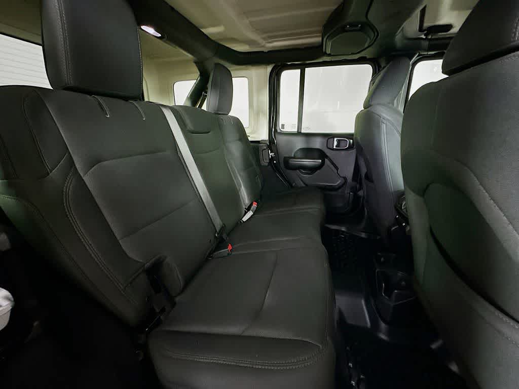 Thumbnail: 2018 Jeep Wrangler - 29