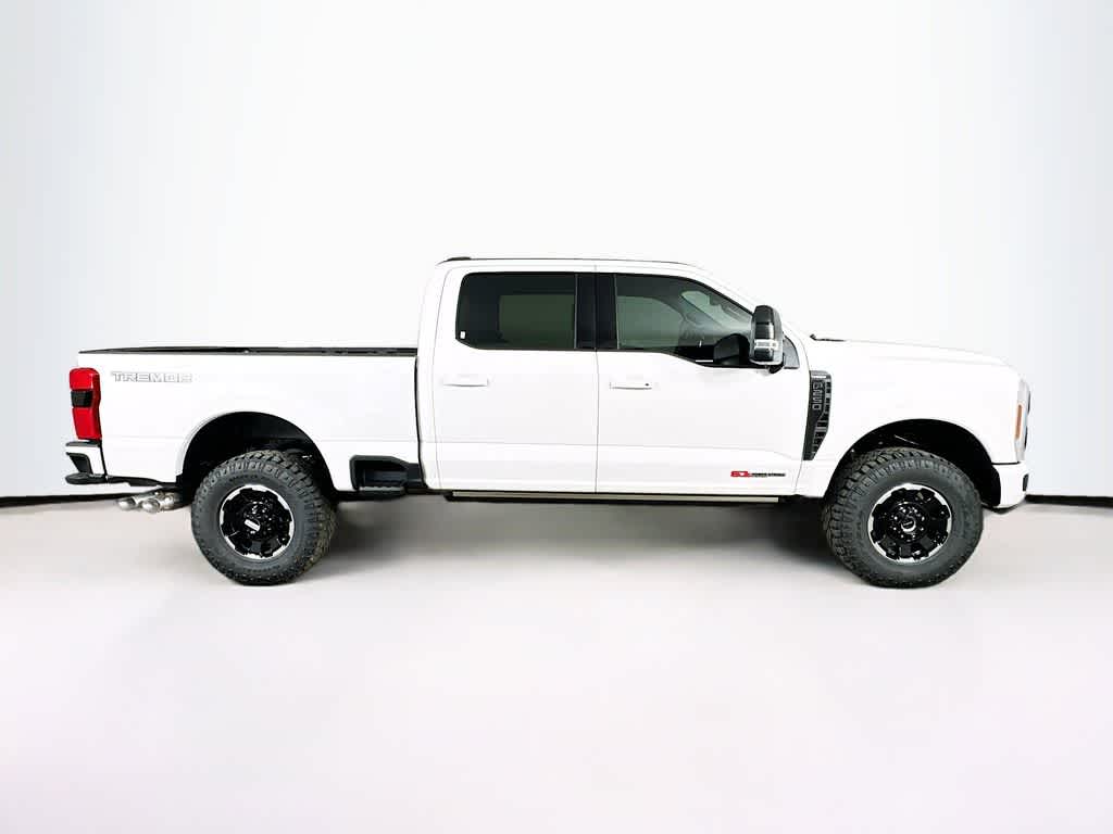 2025 Ford F-250  26