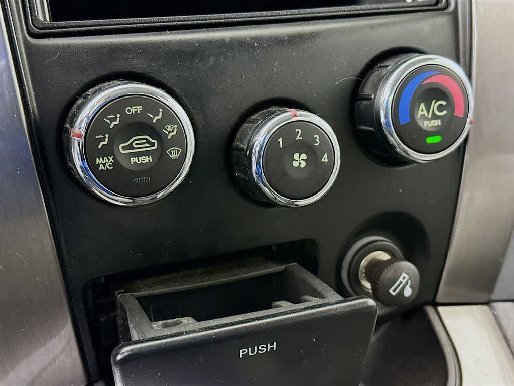 Thumbnail: 2005 Hyundai Tucson - 17