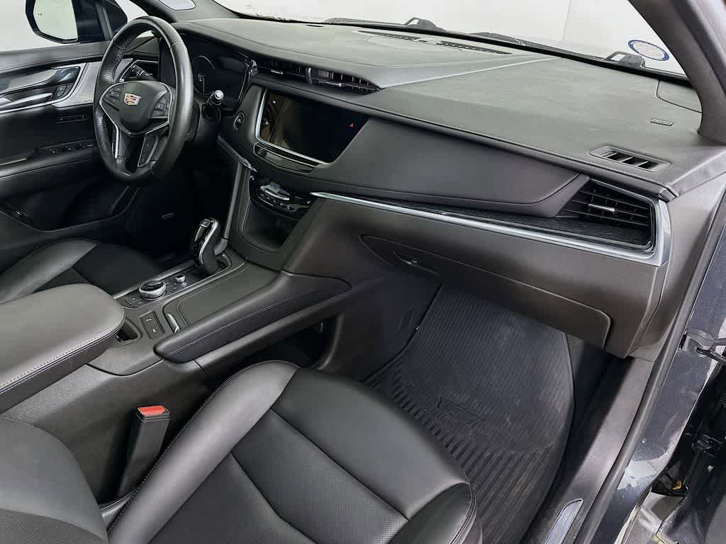 Thumbnail: 2023 Cadillac XT5 - 36